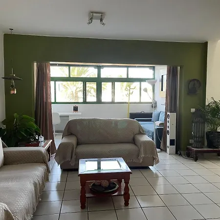 Harmony House Apartment *